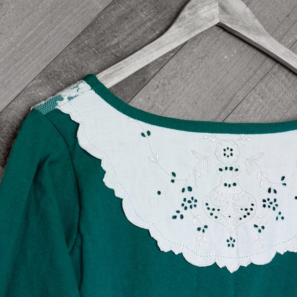 green love sleeve cotton top with applique - Picture 3 of 6